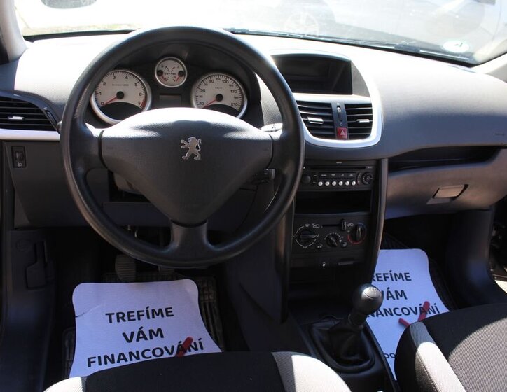 Peugeot 207 Hatchback 1,4 l 70 kw