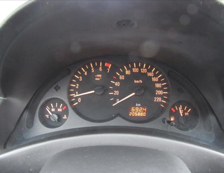 Opel Corsa Hatchback 1,2 l 55 kw