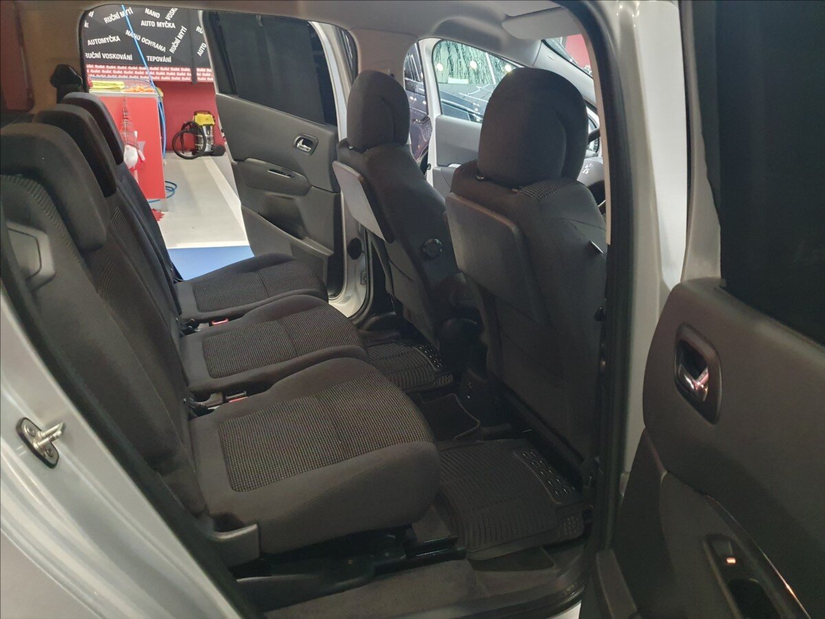 Peugeot 5008 MPV 1,6 l 88 kw