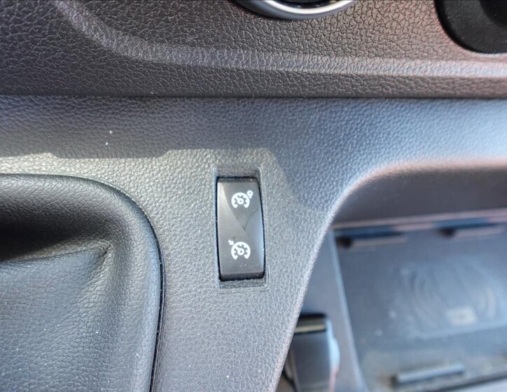 Renault Master Valník 2,3 l 120 kw