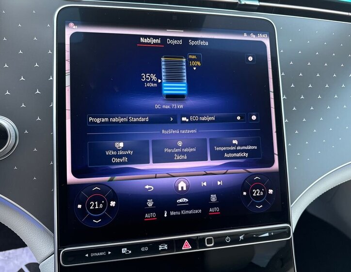 Mercedes-Benz EQE 18