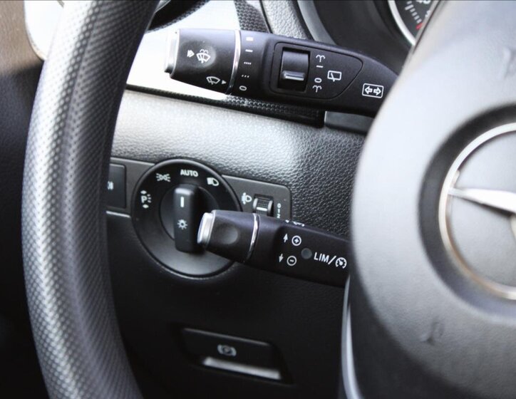 Mercedes-Benz Třídy B MPV 1,5 l 80 kw