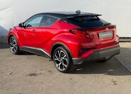 Toyota C-HR SUV 1,8 l 72 kw