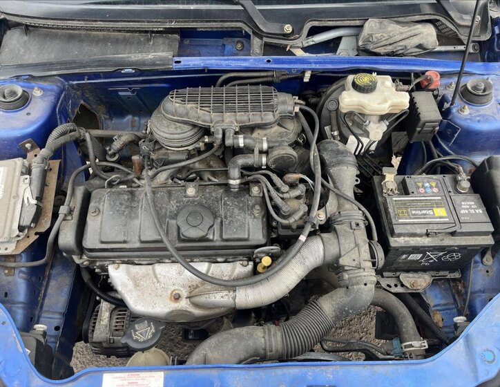 Citroën Saxo Hatchback 1,1 l 40 kw