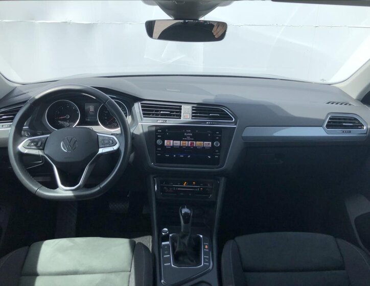Volkswagen Tiguan 6