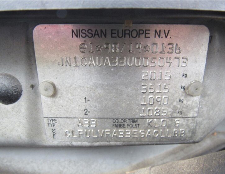 Nissan Maxima Sedan / Limuzína 2,0 l 103 kw