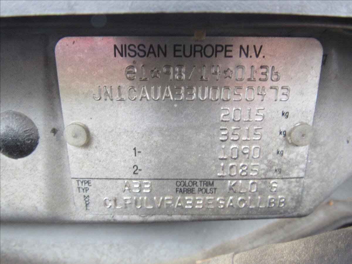 Nissan Maxima Sedan / Limuzína 2,0 l 103 kw