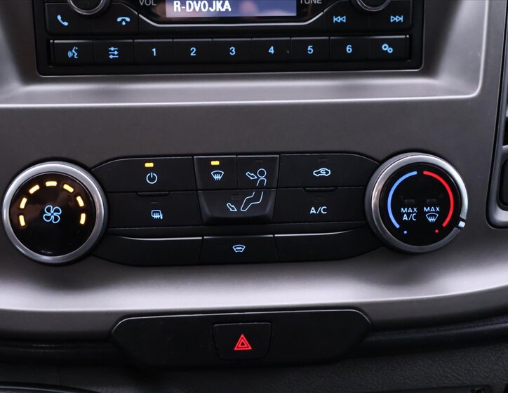 Ford Transit Custom 15