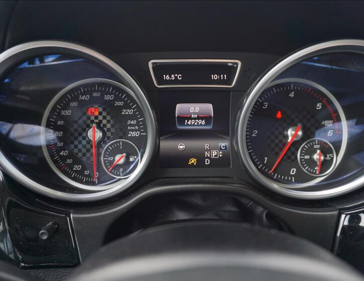 Mercedes-Benz GLE 16