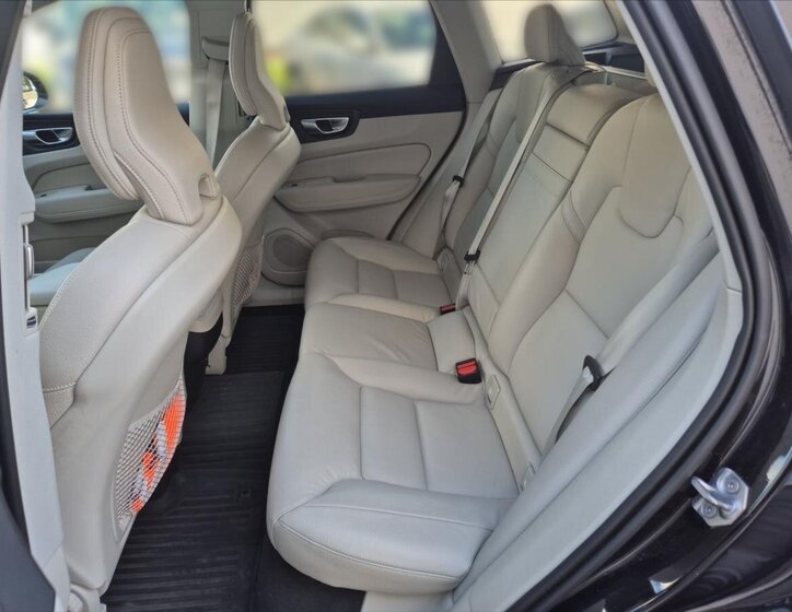 Volvo XC60 SUV 2,0 l 145 kw