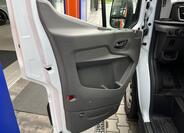 Ford Transit 9