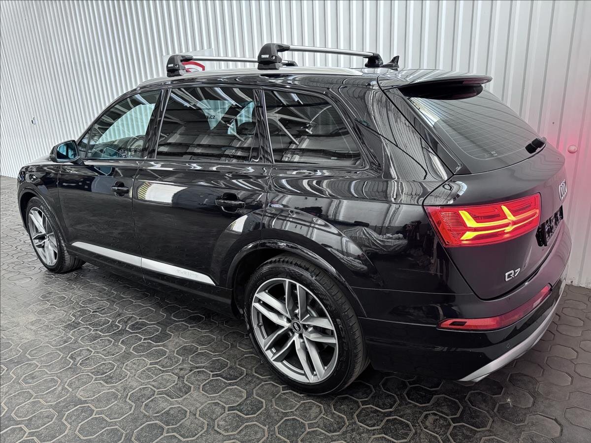 Audi Q7 SUV 3,0 l 160 kw