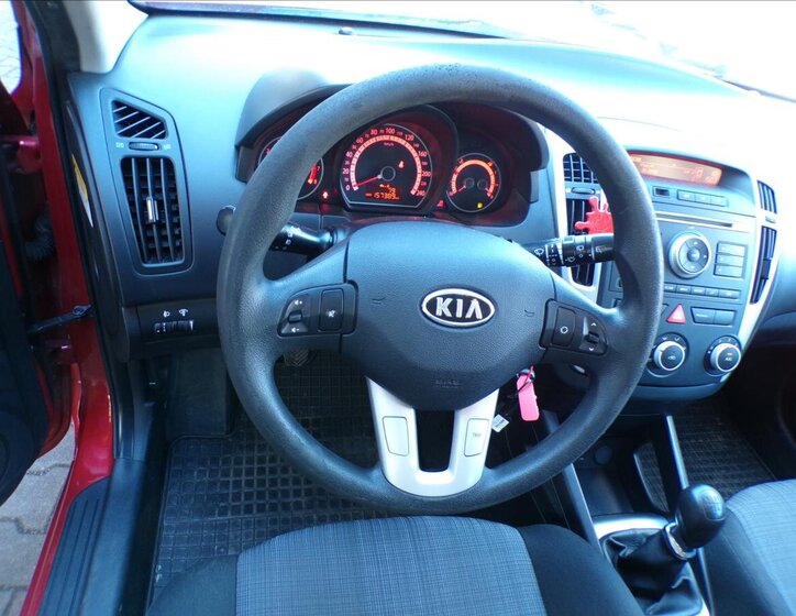 KIA Ceed Kombi 1,4 l 77 kw