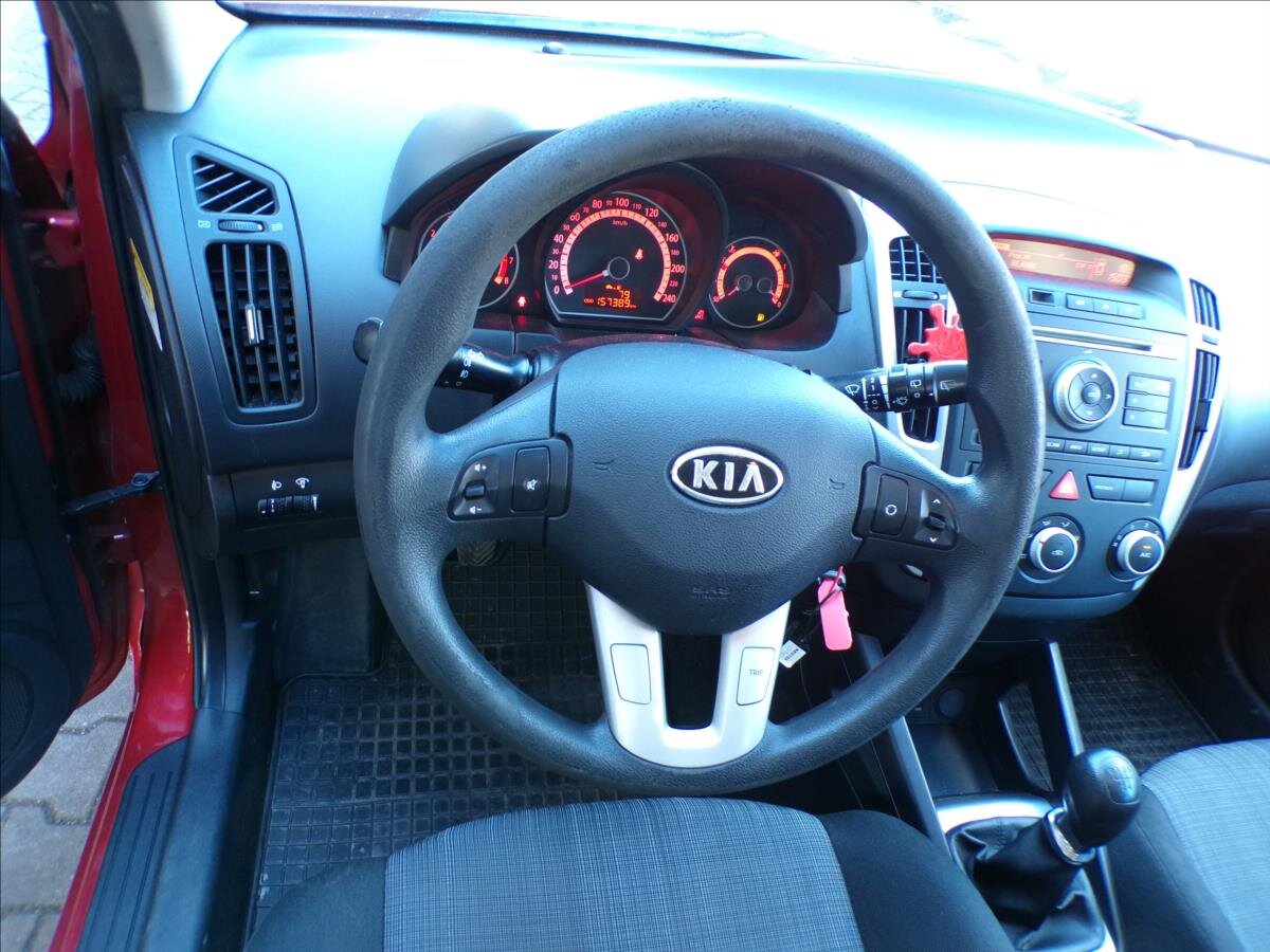 KIA Ceed Kombi 1,4 l 77 kw