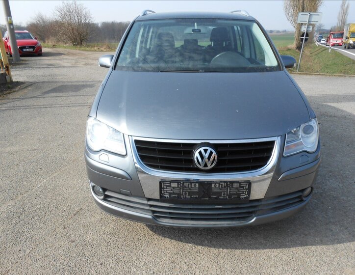 Volkswagen Touran Kombi 2,0 l 103 kw
