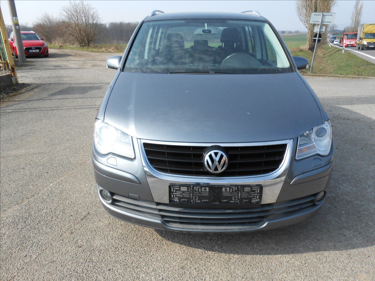 Volkswagen Touran Kombi 2,0 l 103 kw