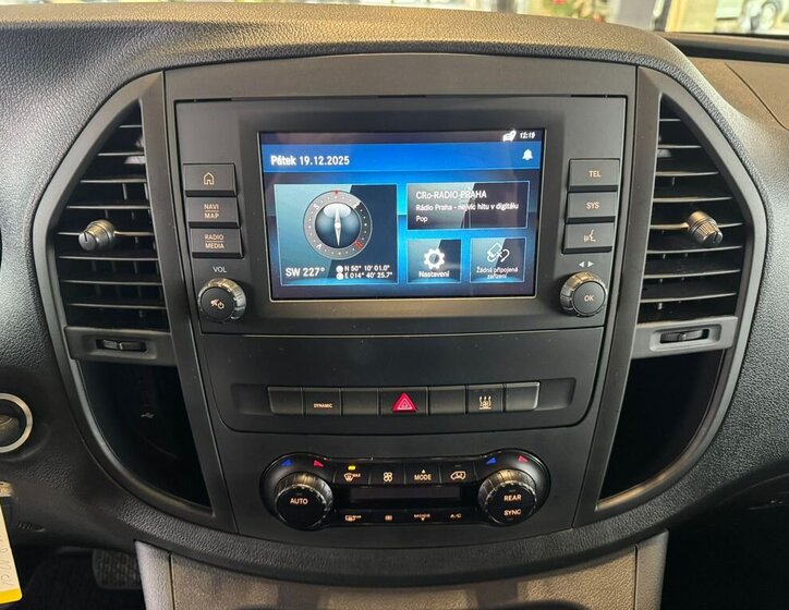 Mercedes-Benz Vito 14