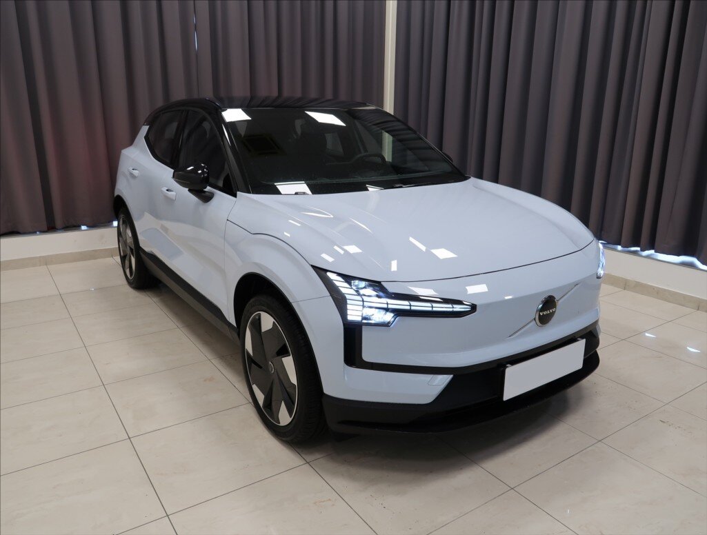 Volvo EX30 SUV 0,0 200 kw