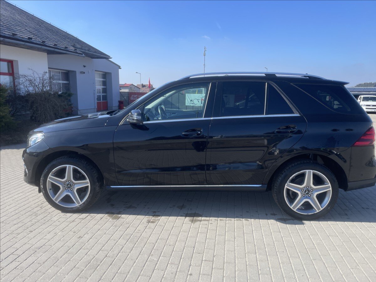 Mercedes-Benz GLE SUV / Terénní 3,0 l 190 kw