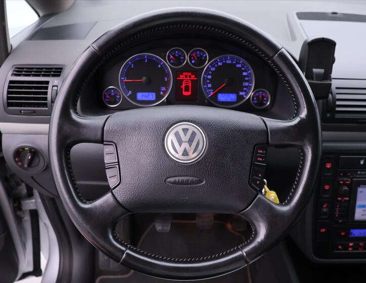 Volkswagen Sharan 22