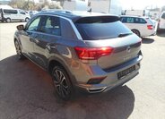 Volkswagen T-Roc SUV / Terénní 1,5 l 110 kw