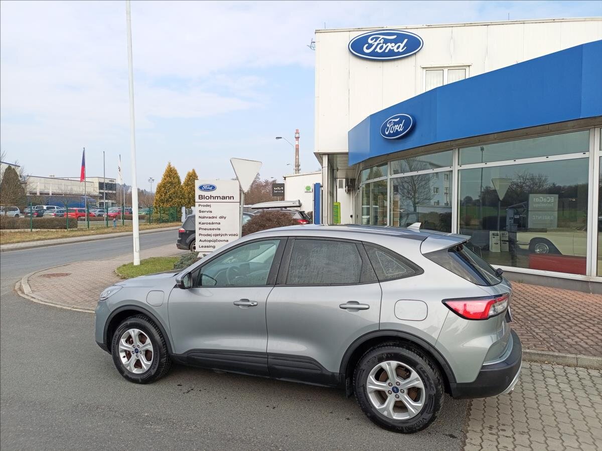 Ford Kuga SUV / Terénní 2,5 l 165 kw