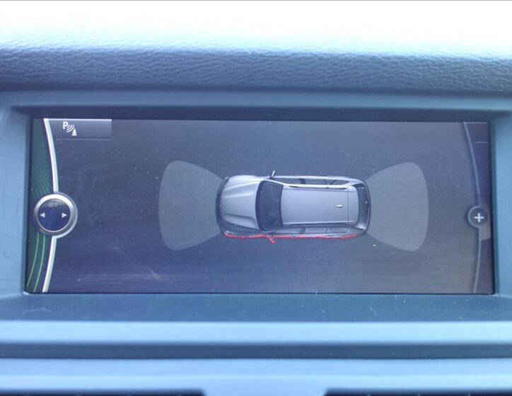 BMW X5 SUV / Terénní 3,0 l 225 kw