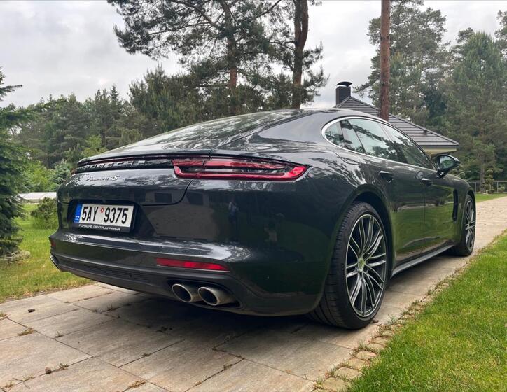 Porsche Panamera 3