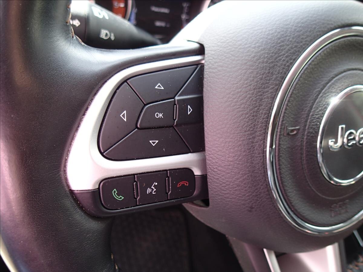 Jeep Compass SUV / Terénní 2,0 l 103 kw