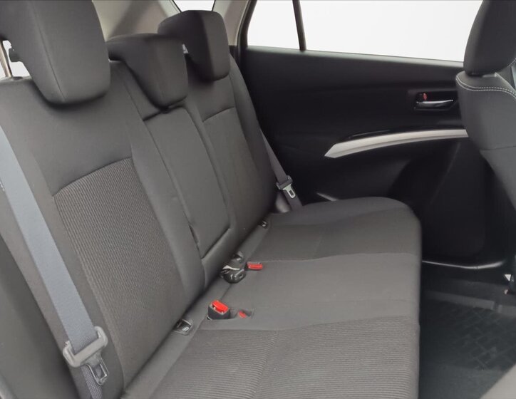 Suzuki SX4 S-Cross 19