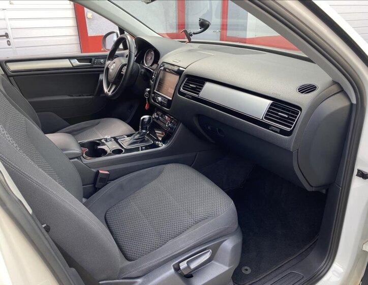 Volkswagen Touareg 21