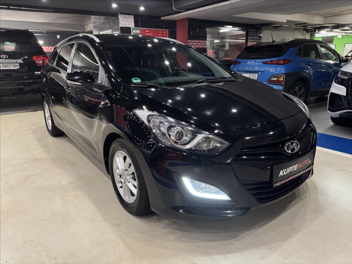 Hyundai i30 Kombi 1,6 l 81 kw