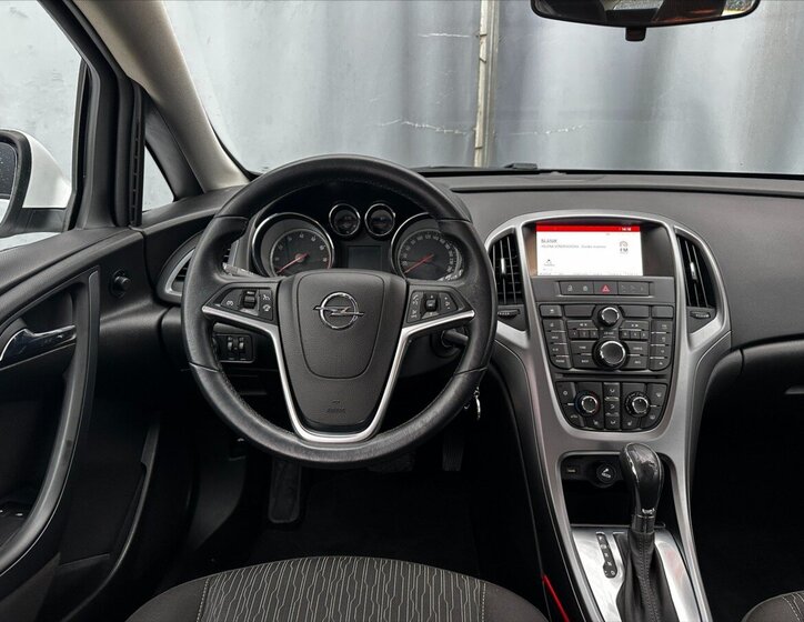 Opel Astra Hatchback 1,6 l 85 kw