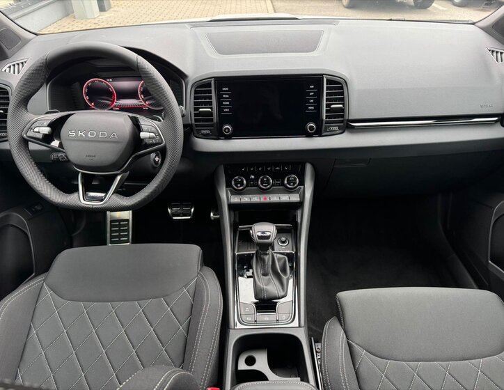 Škoda Karoq SUV 1,5 l 110 kw