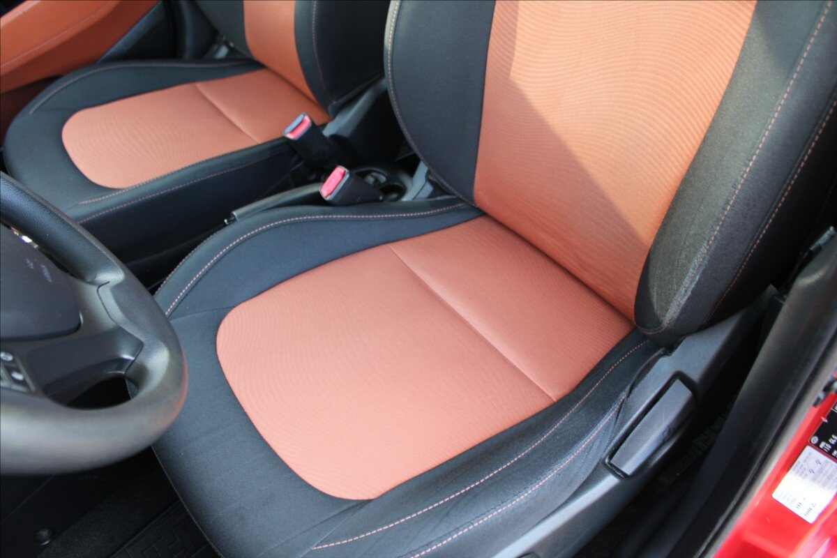 Hyundai i10 Hatchback 998,0 48 kw