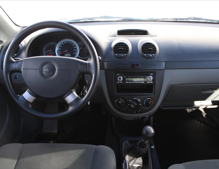 Chevrolet Lacetti Hatchback 1,4 l 70 kw