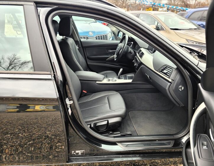 BMW Řada 3 Kombi 2,0 l 100 kw