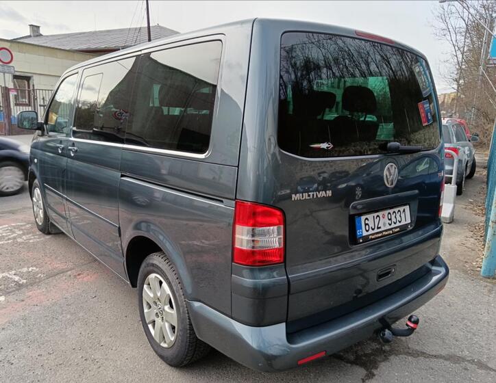 Volkswagen Multivan 9