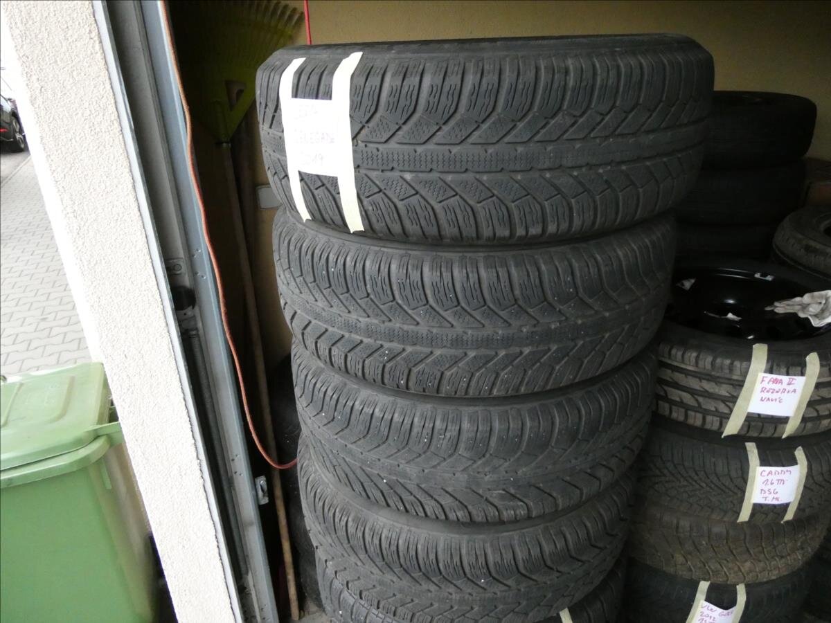 Jeep Renegade SUV / Terénní 1,3 l 111 kw