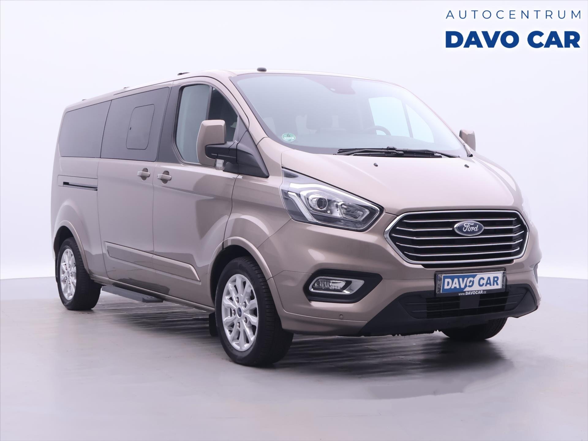 Ford Tourneo Custom Kombi 2,0 l 125 kw