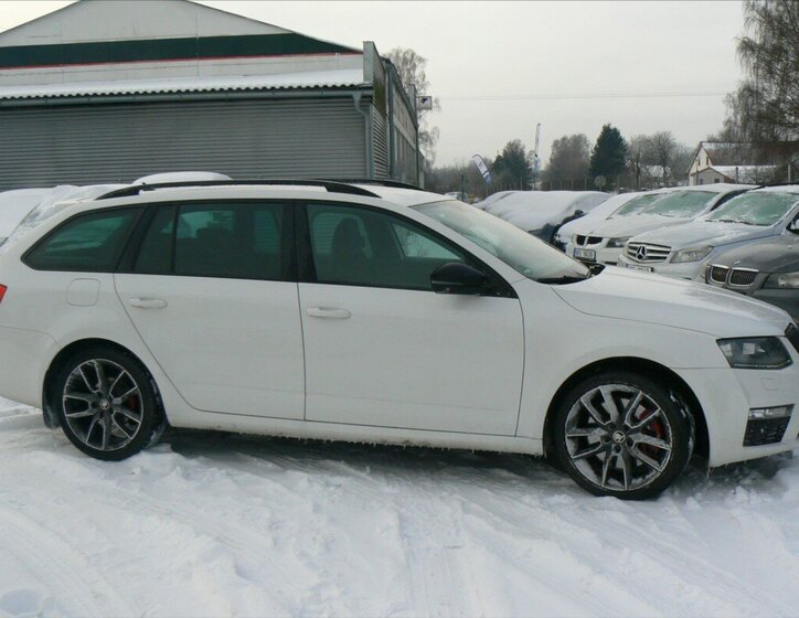 Škoda Octavia Kombi 2,0 l 162 kw