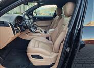 Porsche Cayenne 18
