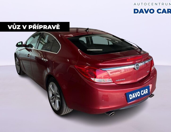 Opel Insignia Sedan / Limuzína 2,8 l 191 kw