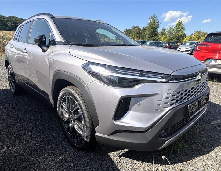 Toyota Corolla Cross SUV 1,8 l 103 kw