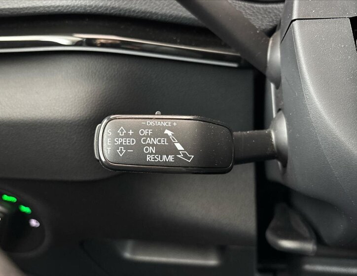 Škoda Karoq SUV / Terénní 1,5 l 110 kw