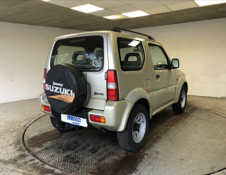 Suzuki Jimny 7