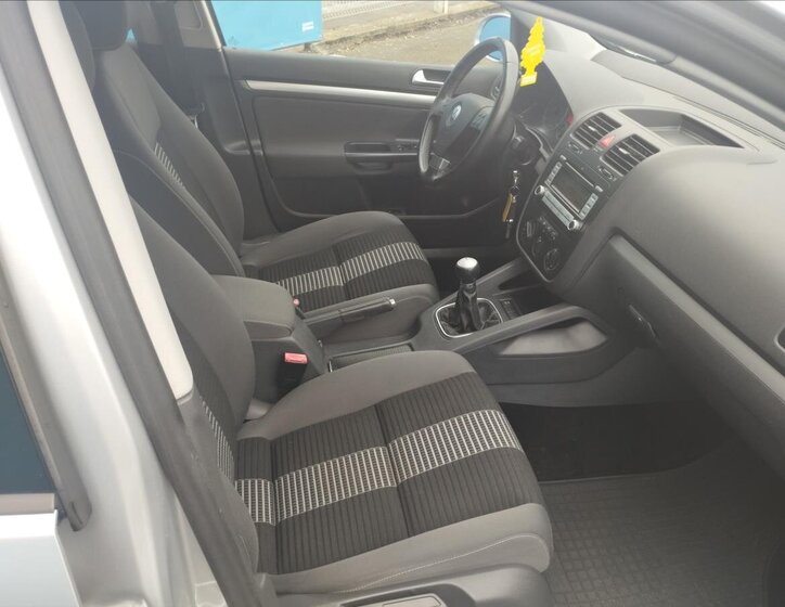 Volkswagen Golf Hatchback 1,6 l 75 kw