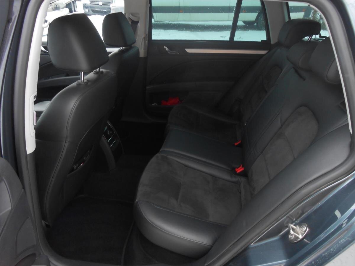 Škoda Superb Kombi 2,0 l 125 kw