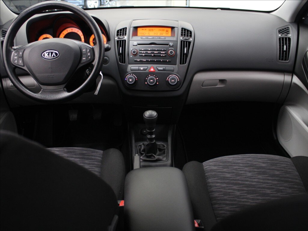 KIA Ceed Hatchback 1,4 l 80 kw