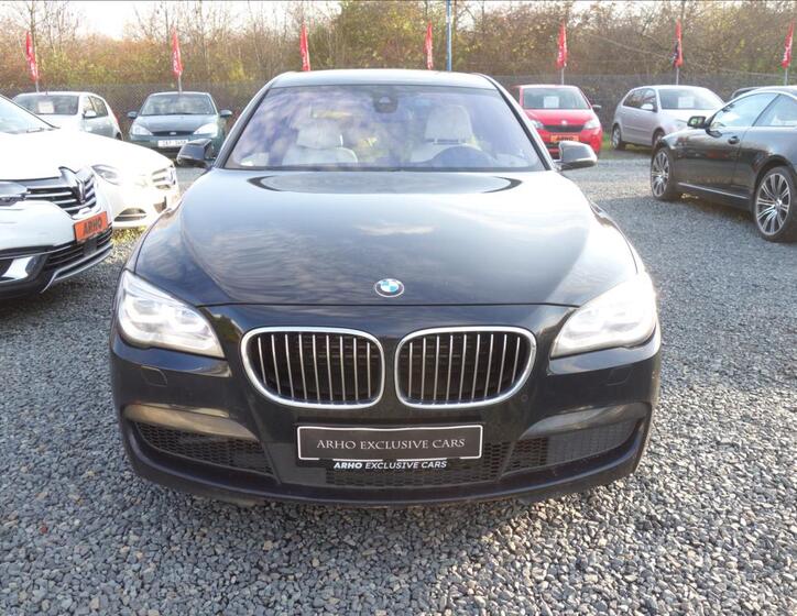 BMW Řada 7 2